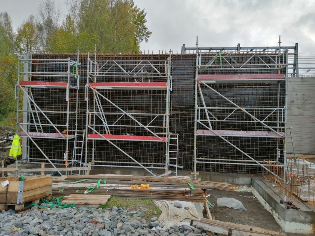 montaz zbrojenia sciany betonu global bud